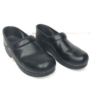 Dansko Professional Clog Slip On Black Matte 38